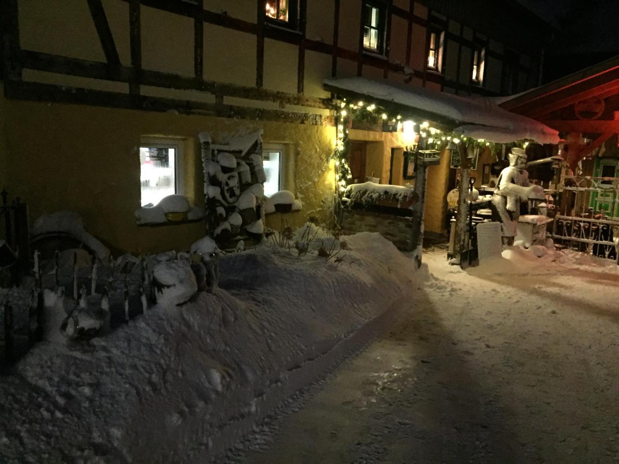 Hotel Olbernhau Mit Sauna - Kleines Landhotel Zur Ofenschenke المظهر الخارجي الصورة