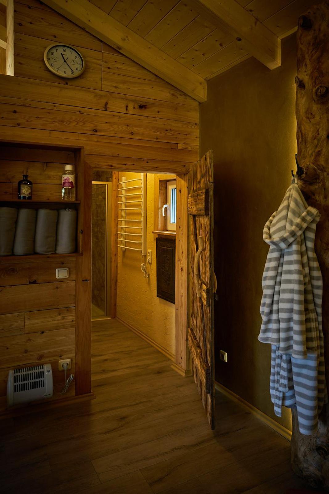 Hotel Olbernhau Mit Sauna - Kleines Landhotel Zur Ofenschenke المظهر الخارجي الصورة