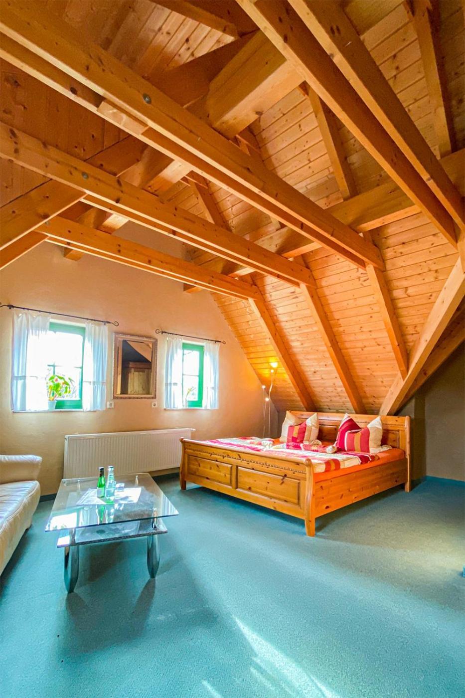 Hotel Olbernhau Mit Sauna - Kleines Landhotel Zur Ofenschenke المظهر الخارجي الصورة