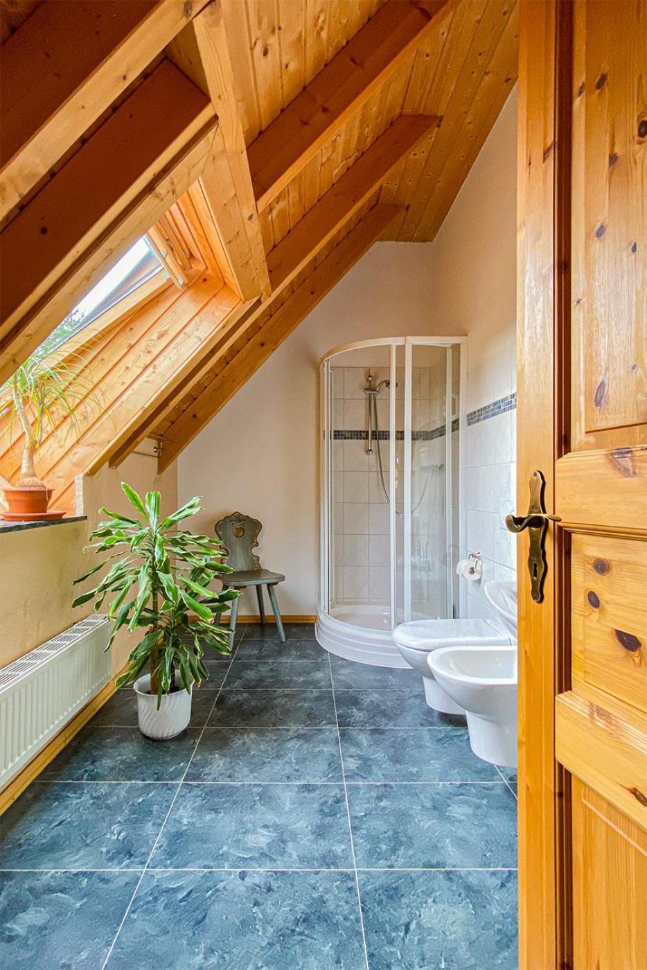 Hotel Olbernhau Mit Sauna - Kleines Landhotel Zur Ofenschenke المظهر الخارجي الصورة