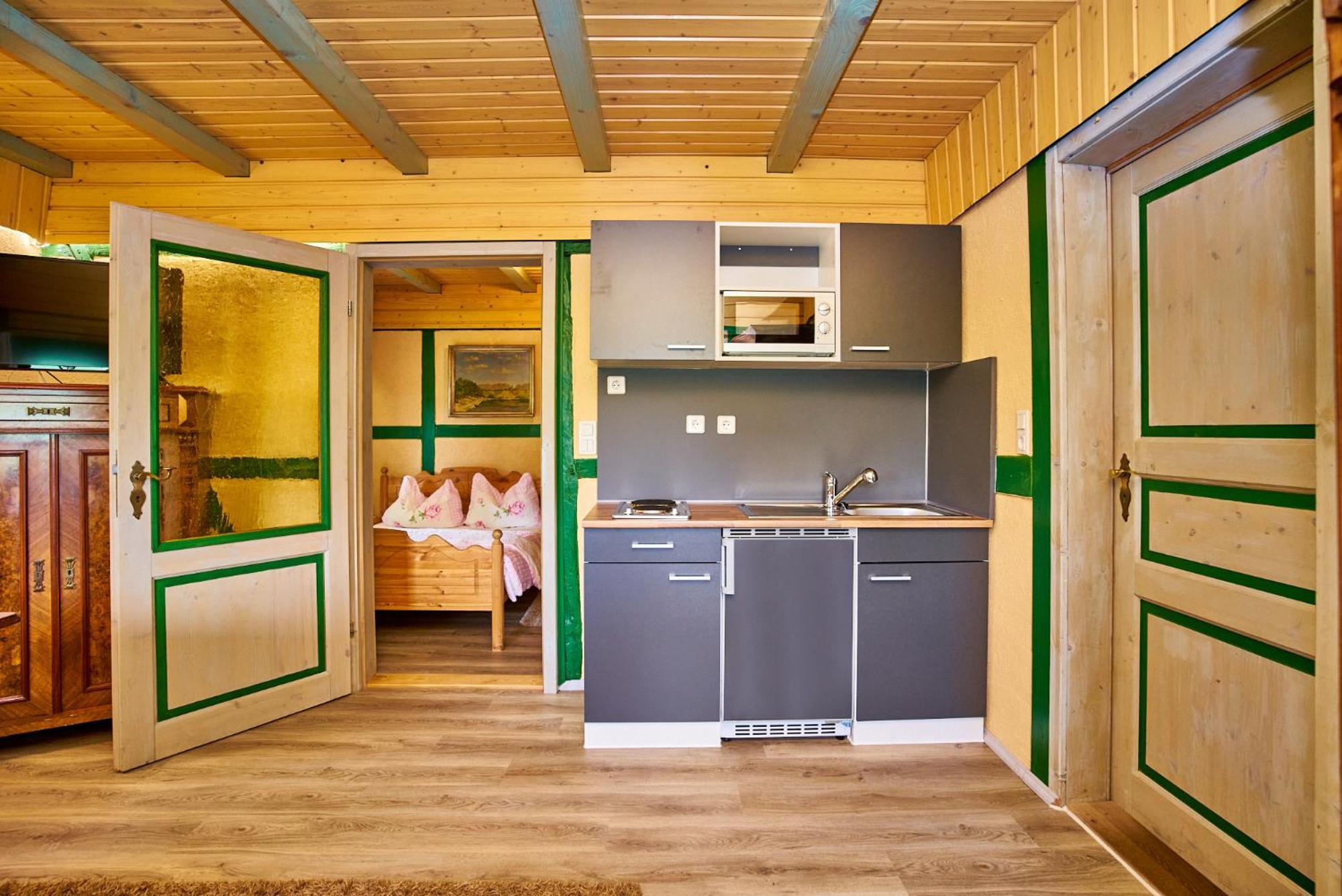 Hotel Olbernhau Mit Sauna - Kleines Landhotel Zur Ofenschenke المظهر الخارجي الصورة