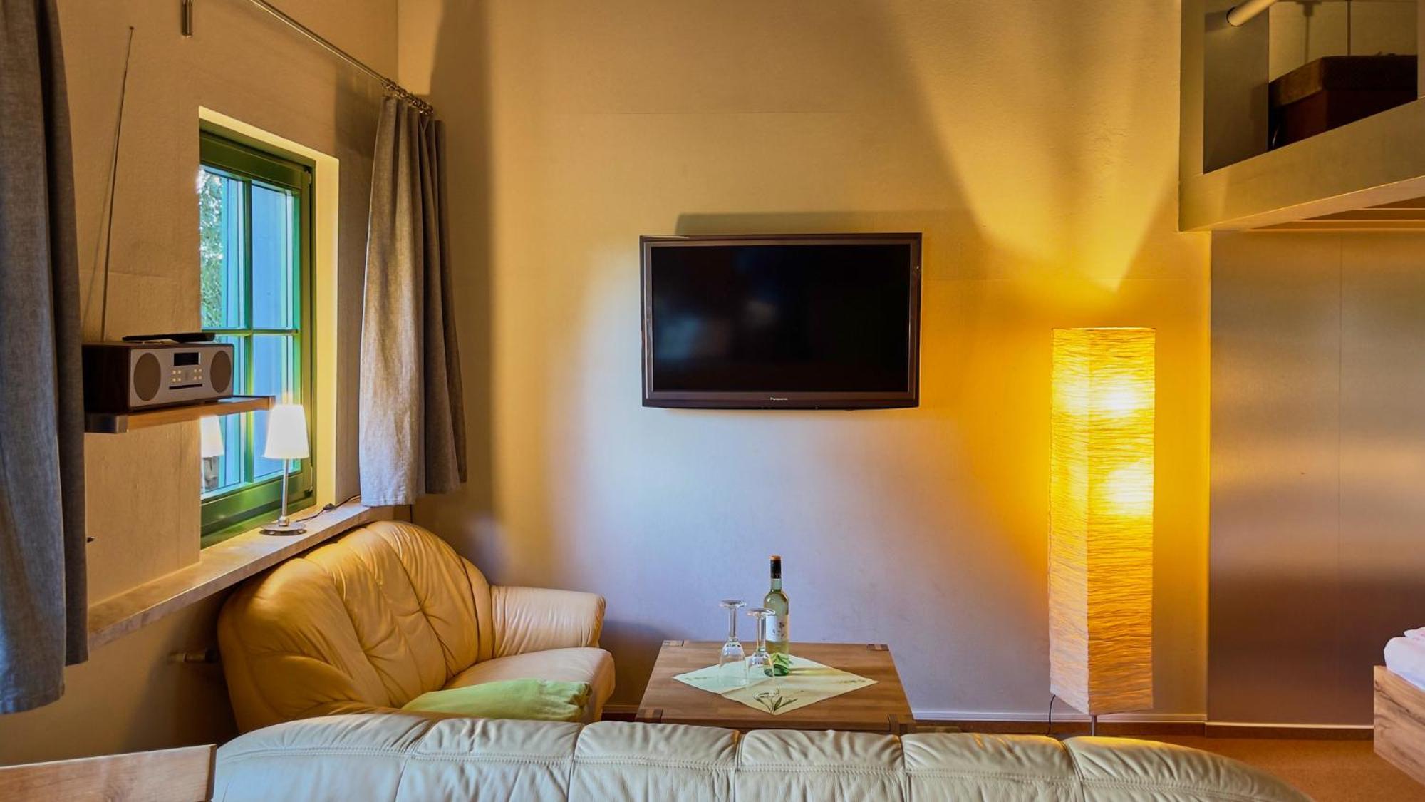 Hotel Olbernhau Mit Sauna - Kleines Landhotel Zur Ofenschenke المظهر الخارجي الصورة