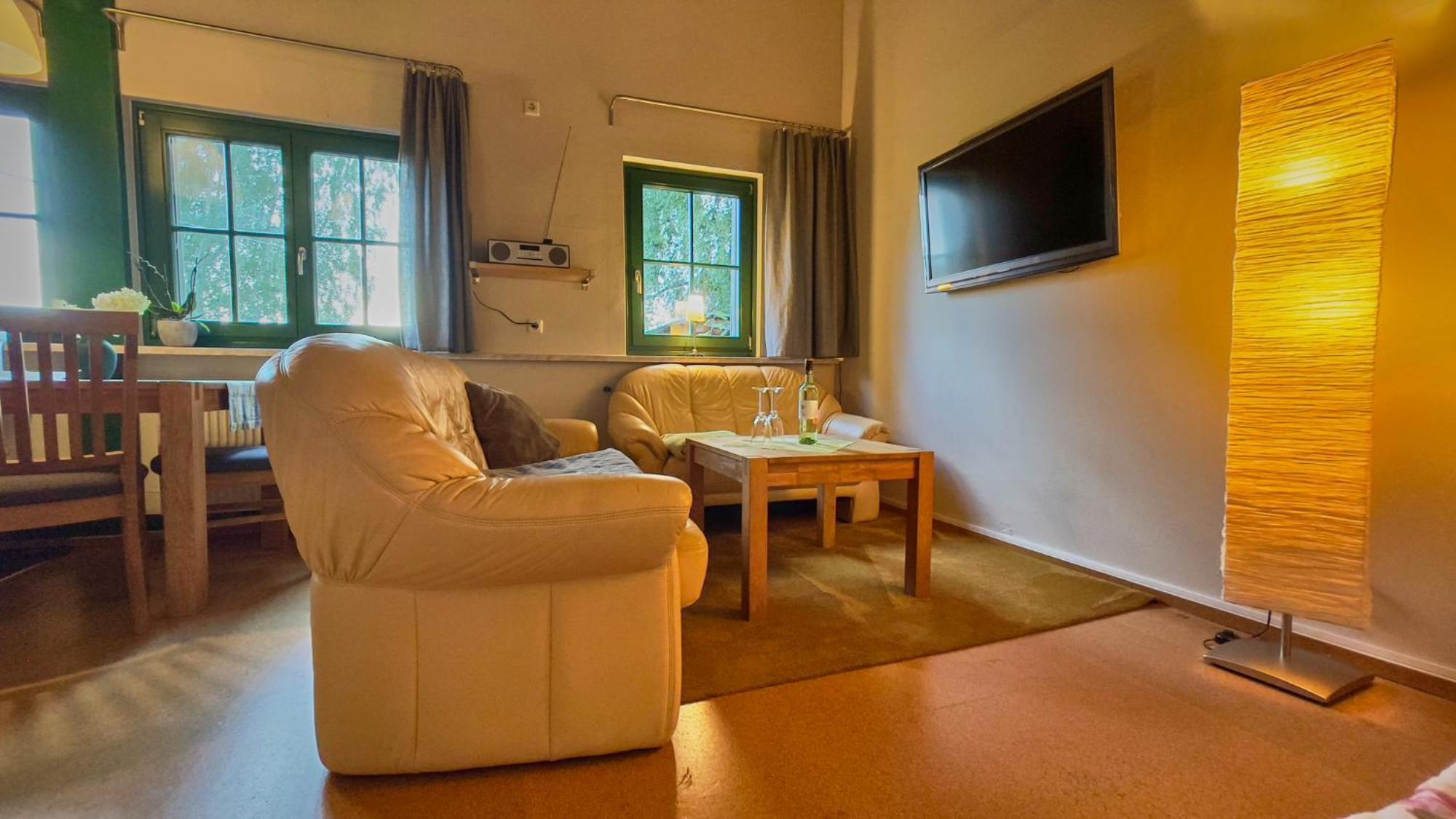 Hotel Olbernhau Mit Sauna - Kleines Landhotel Zur Ofenschenke المظهر الخارجي الصورة